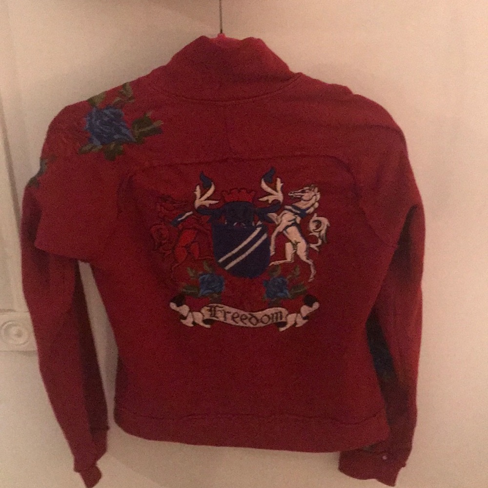 JW Los Angeles red zip